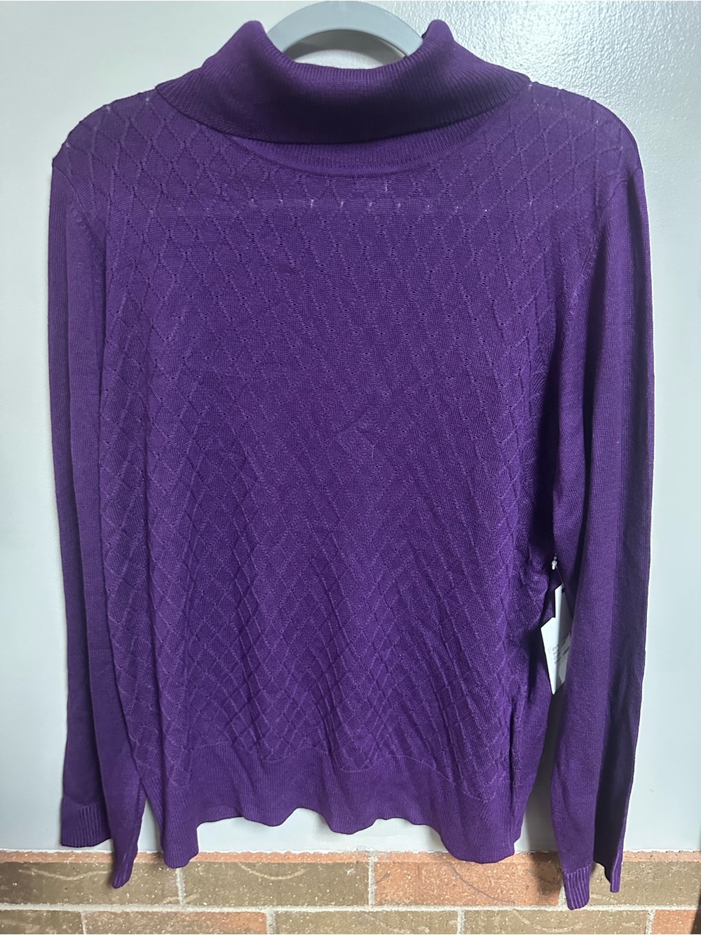 Women's Purple Diamond-Texture Turtleneck Sweater